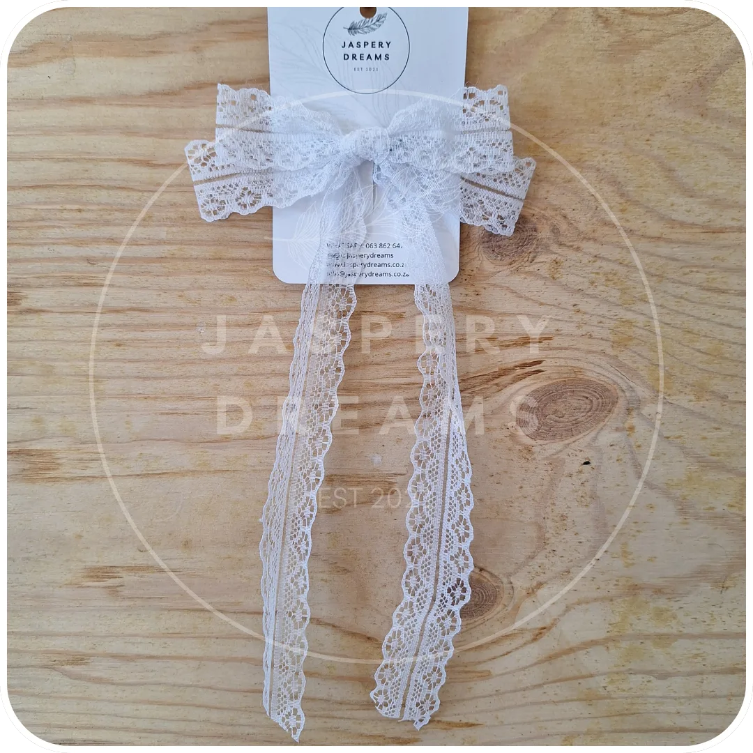 white lace bow